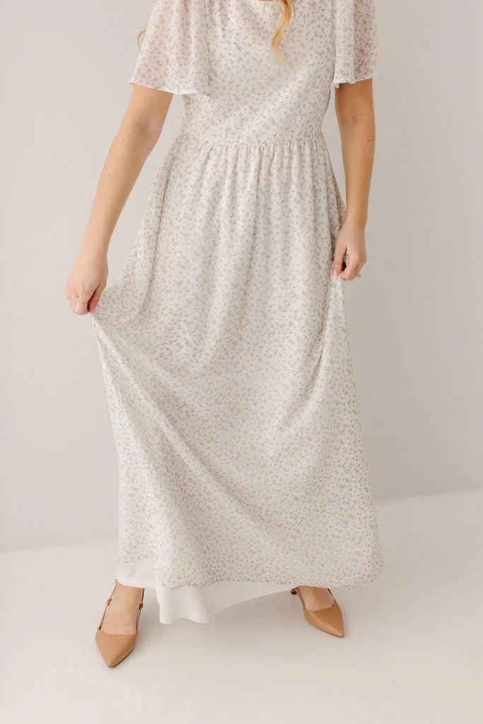 Ivonne Ditsy Floral Maxi Dress