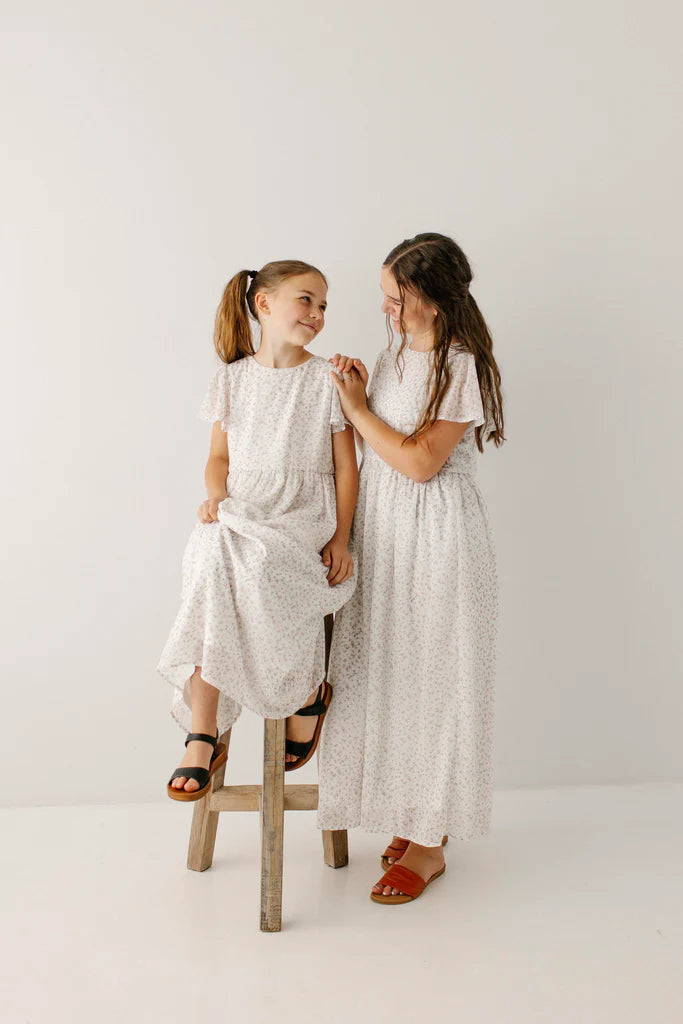 Ivonne Girl Ditsy Floral Maxi Dress